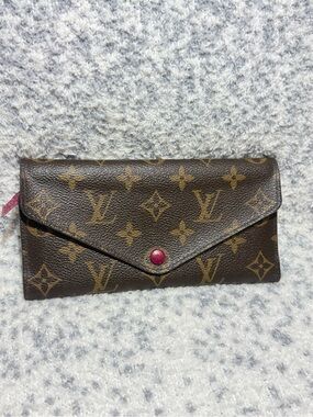 Louis Vuitton Monogram Envelope Kiragami-Wallet in Brown with Pink Snap